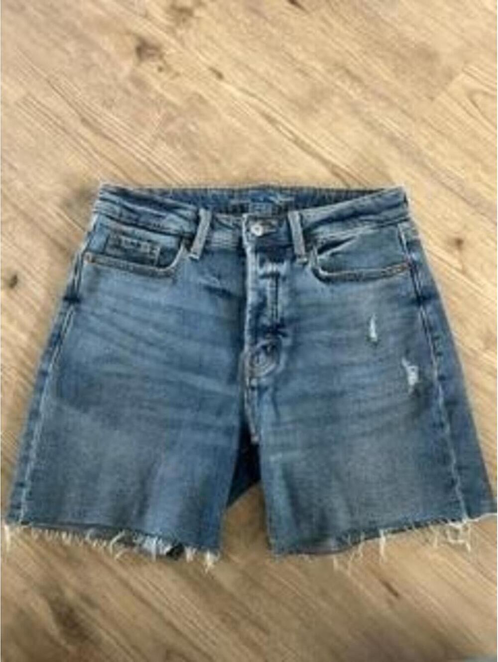 Old Navy OG Straight Denim Shorts Womens Size 8 High Rise Button Fly Cut Off